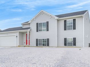 29933 Dallas Dr, Elkhart, IN 46514