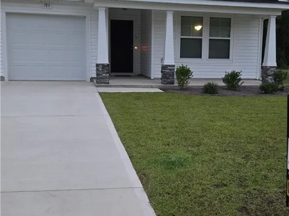 789 Conductor Ct, Vass, NC 28394