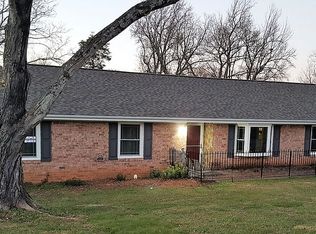 105 Broadford Rd, Greenville, SC 29615