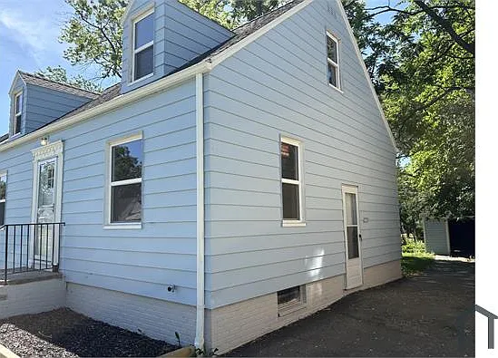 20910 Watson Rd — Photo 14