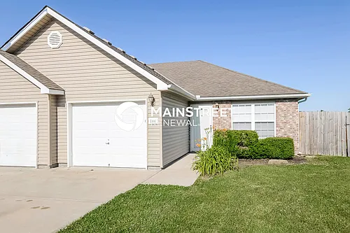 200 Palmer Ct Photo 1