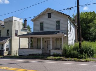 689 Texas Palmyra Hwy, White Mills, PA 18473