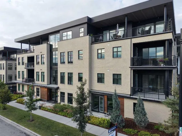 275 W Lebel Cres NW #203, Calgary, AB T3B 6L5