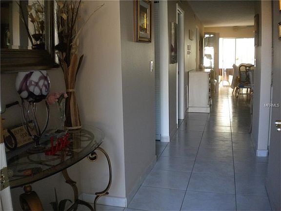 4th image of 2597 Woodgate Ln