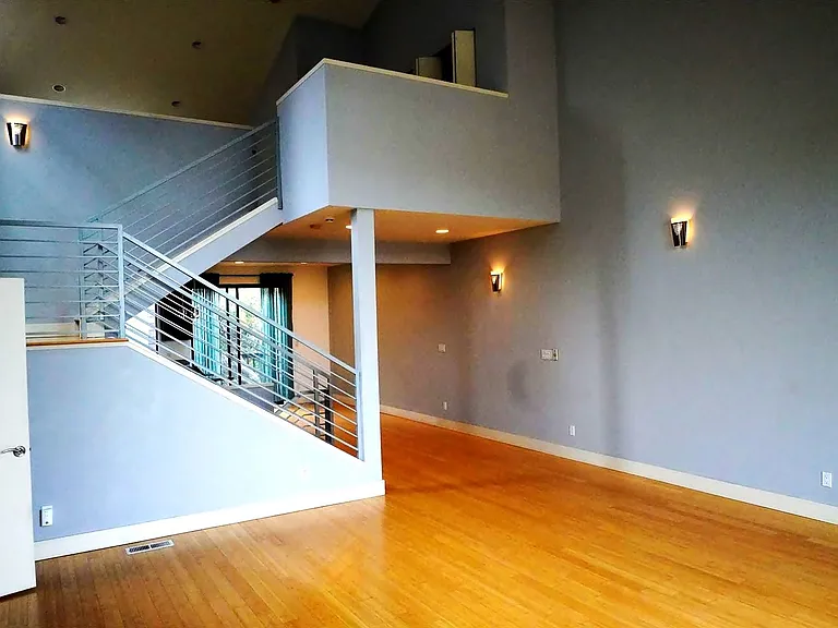 3415 Haven St — Photo 2