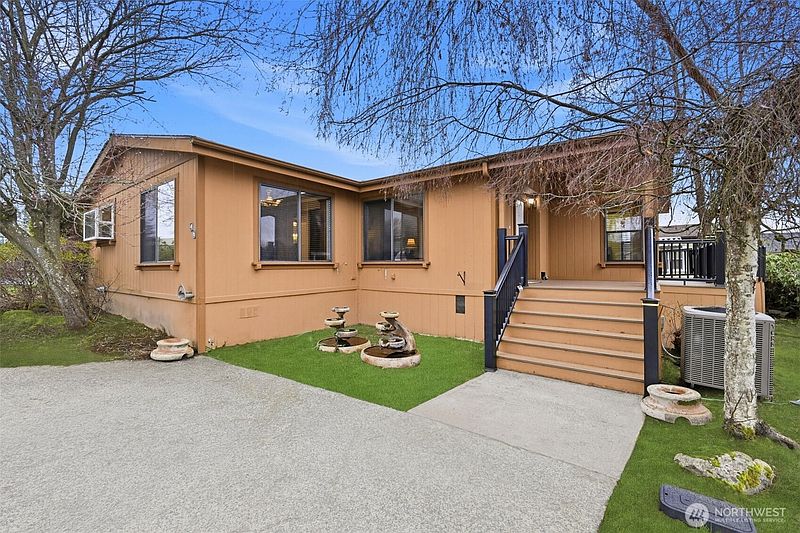 2nd image of 704 87th Avenue NE #46