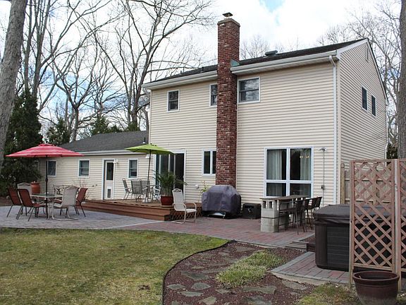 5th image of 541 Hardwood Dr