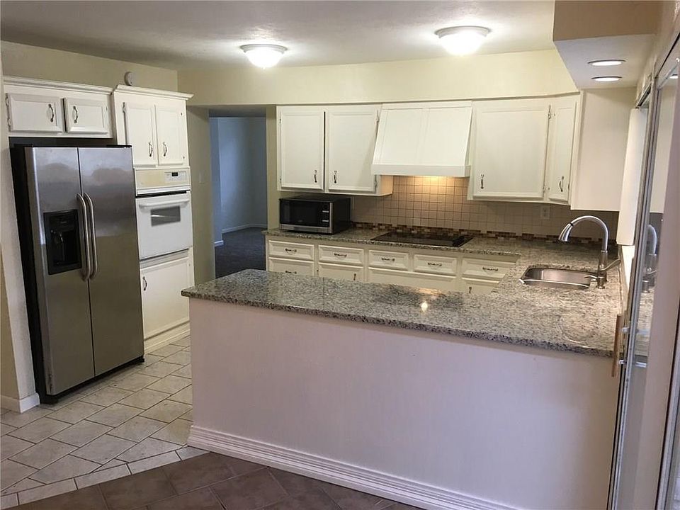 2nd image of 1940 Rambling Ridge Ln