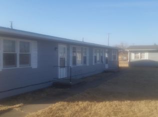 911 N Broadway, Herington, KS 67449