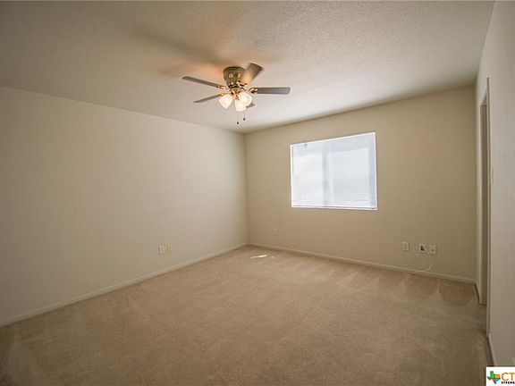 5th image of 3106 Lantana Dr