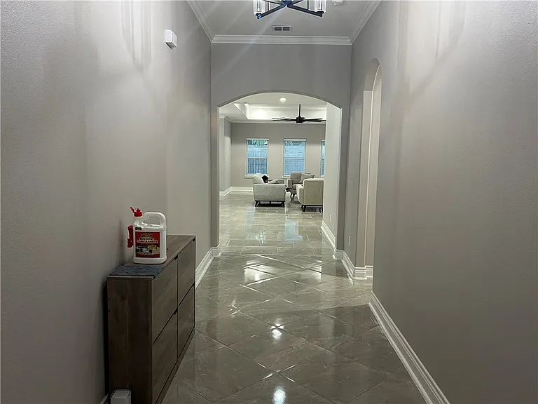 4006 Talbot Dr — Photo 2