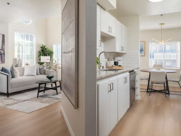 535 Pierce St APT 3402, Albany, CA 94706