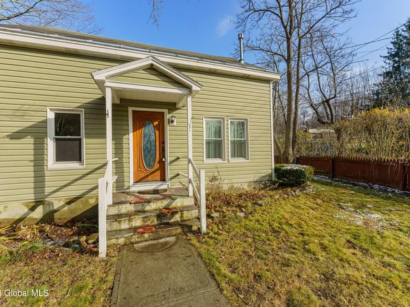 595 Dunham Hollow Road, Averill Park, NY 12018