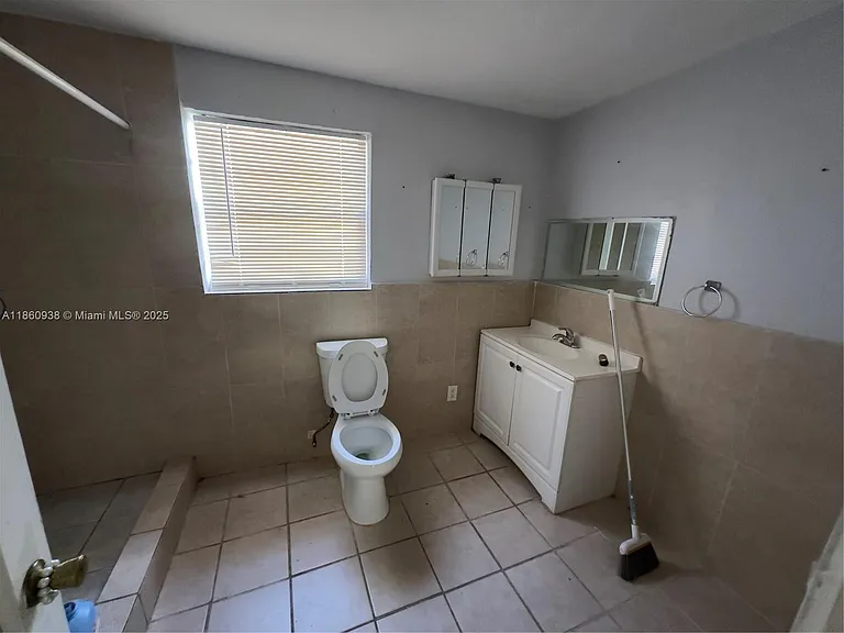 2490 NW 97th St #A — Photo 10