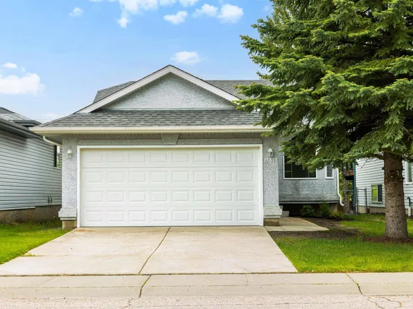 11815 8th Ave NW, Edmonton, AB T6J 6Z9