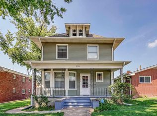 136 N 40th St, Omaha, NE 68131