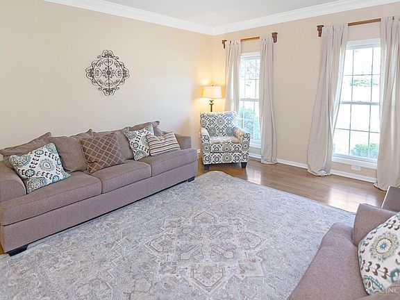 4th image of 2619 Ashwood Dr