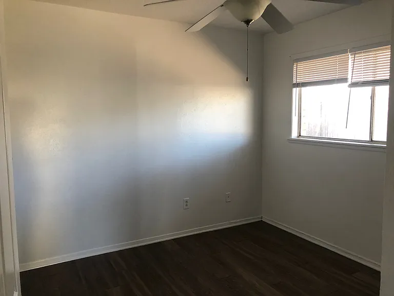 2906 Lourdes St #2906 — Photo 3