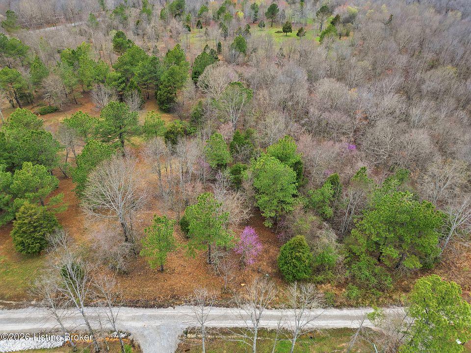 1st image of 2 Pine Trl