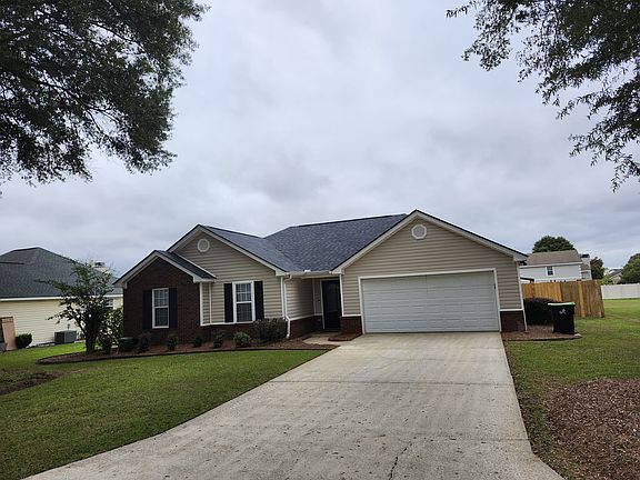 Another "Full View" of the entire house.