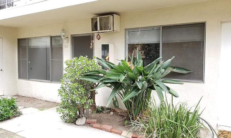 1st image of 307 E Puente St