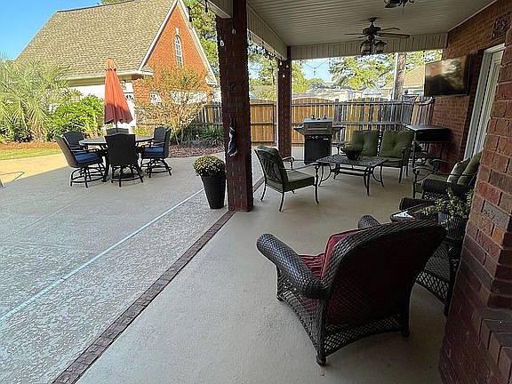 5th image of 510 Wiltshire Ct