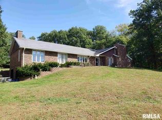 1702 Mount Zion Rd, Jacksonville, IL 62650