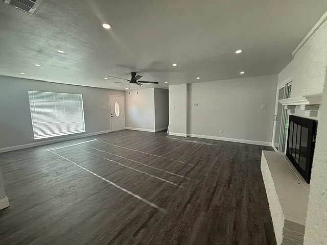 4 bed, 1635 sqft, $2,950 — Photo 4