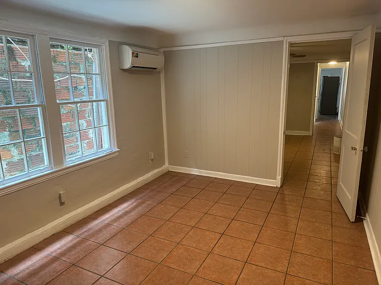 614 Esplanade Ave #C — Photo 2