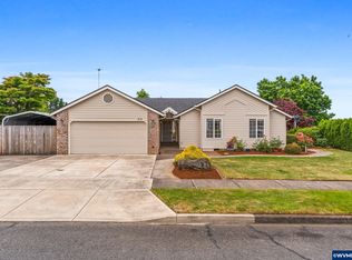 215 NW Crater St, Sublimity, OR 97385
