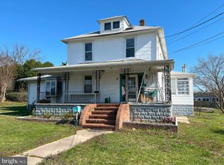 21 Walkern Rd, Essex, MD 21221