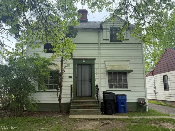 15912 Invermere Ave, Cleveland, OH 44128