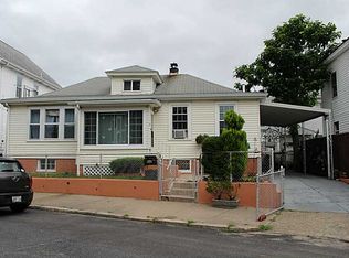 72 Sharon Ave, Pawtucket, RI 02860