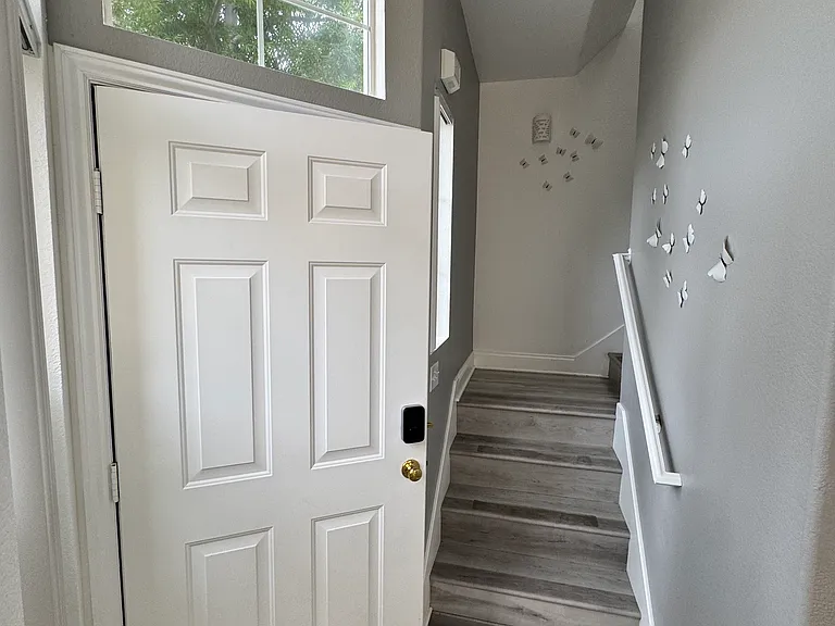 9606 Galvin Ave — Photo 5