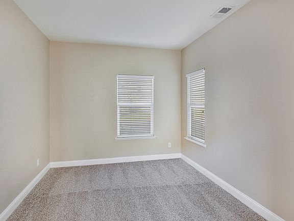 3rd image of 2598 Chesapeake Bay Cir