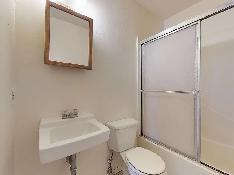 Zodiac Apartments — Photo 5