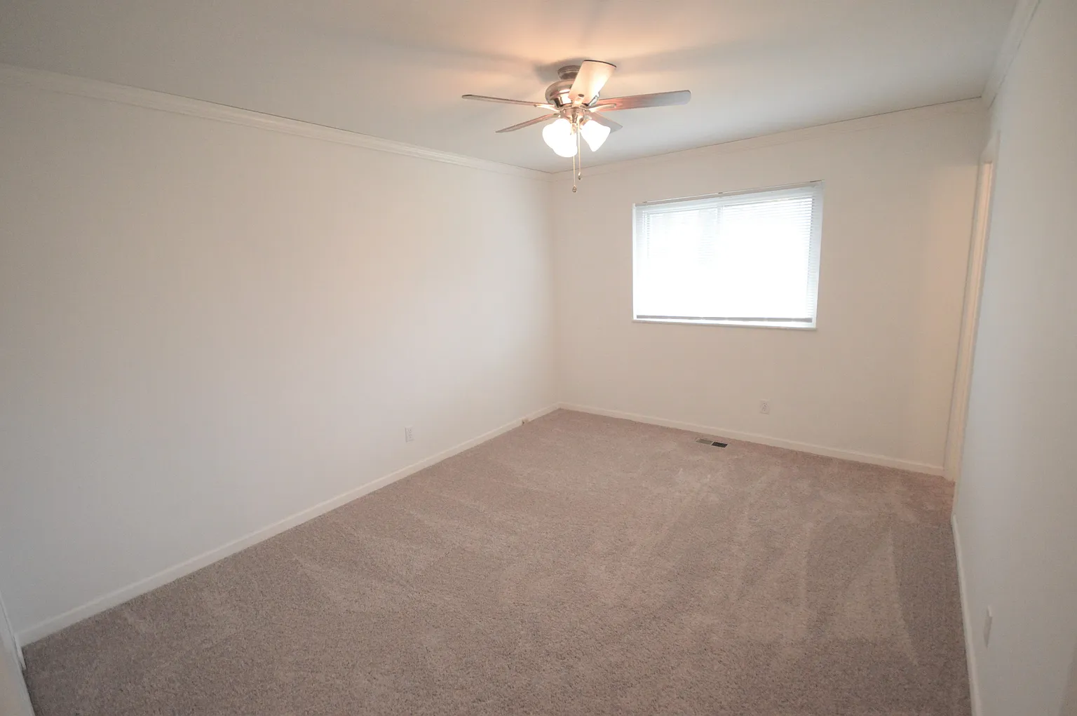 200 Morewood Dr photo 1