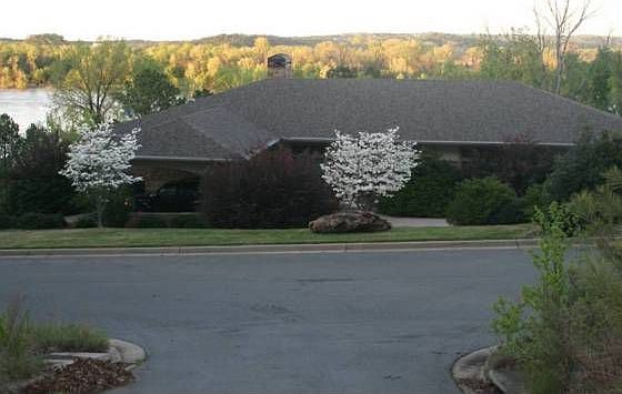 1st image of 23 Greathouse Bend Dr