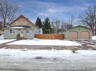 423 E Murray St, Boyd, WI 54726