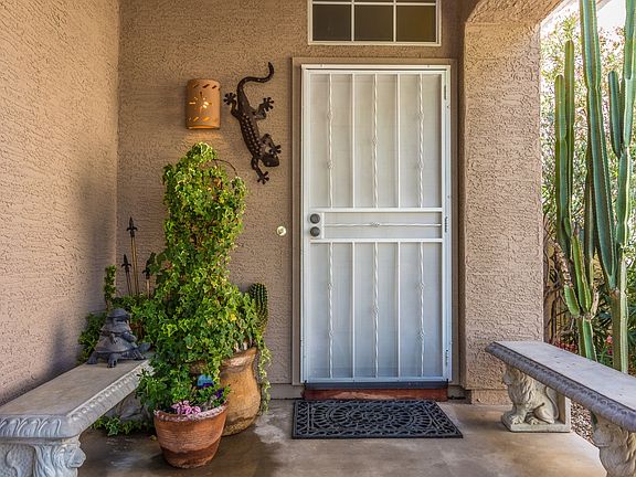 3rd image of 4435 E Chaparosa Way