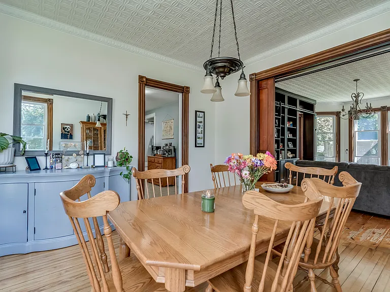 208 S Broad St — Photo 6