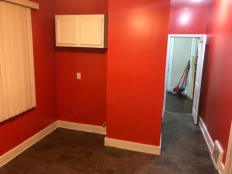 5240 S Clarendon St #5240 — Photo 7