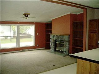 4th image of 5050 Packard Ave