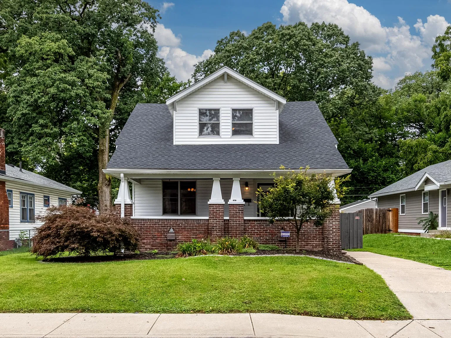 3 bed, 2760 sqft, $2,700 — Photo 3