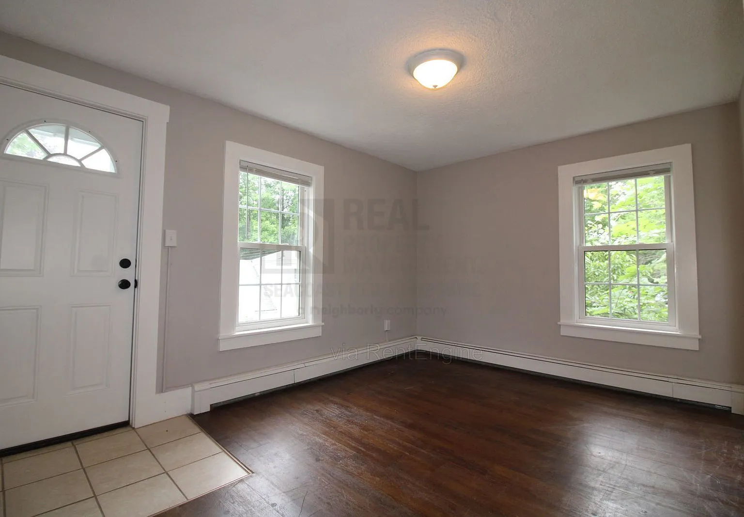 3 bed, 1.0 bath, $1,975 — Photo 1
