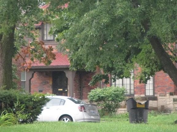 2nd image of 18212 Cherrylawn St