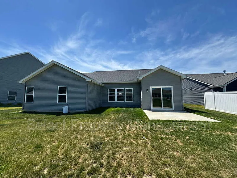 4722 Whittlebury Dr — Photo 24
