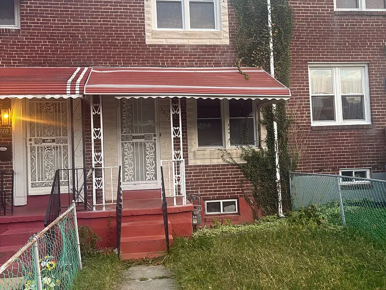 3611 W Lexington St — Photo 1