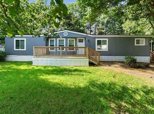 528 Bay Creek Xing, Loganville, GA 30052