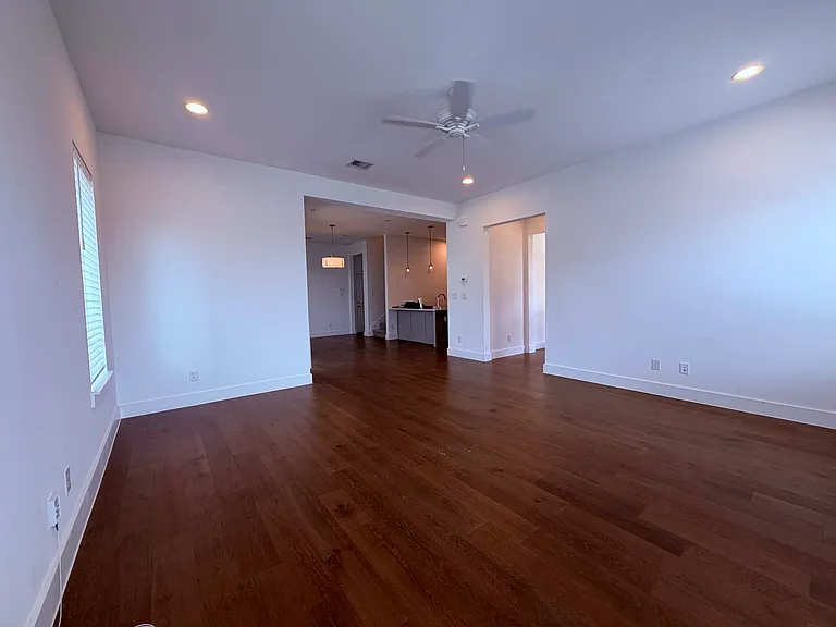 2232 Scenic Bluff Dr — Photo 8